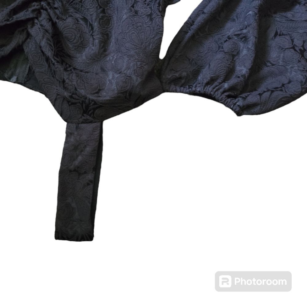 Jacquard Cold Shoulder Puff Sleeve Top - 4 - Picture 3 of 8